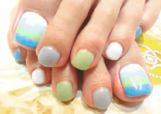 Briller Nail 本郷店のフットネイルデザイン